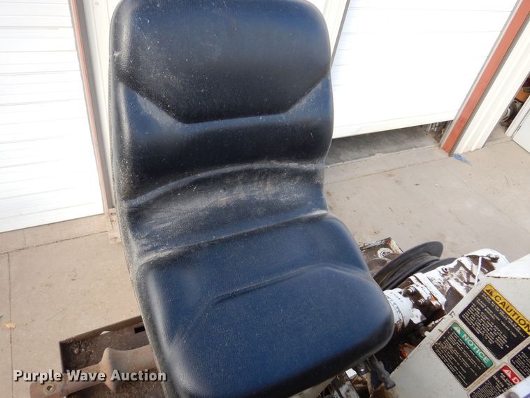 image for item JT9521 1988 Ford F800  digger derrick truck