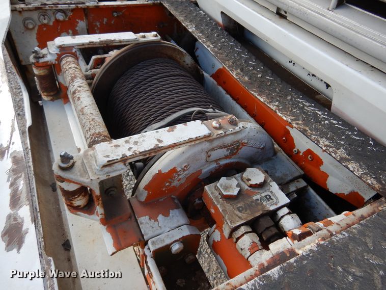 image for item JT9521 1988 Ford F800  digger derrick truck