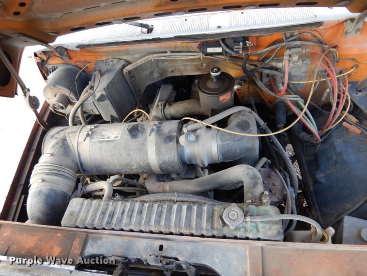 image for item JT9521 1988 Ford F800  digger derrick truck