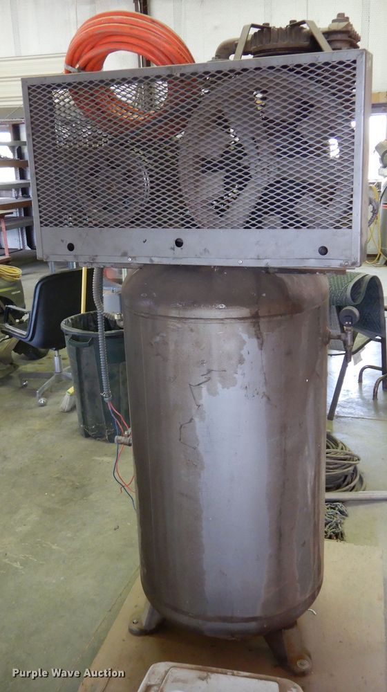 image for item JT9528 Industrial Air Machine 0219026  air compressor