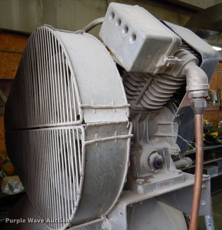 image for item JT9529 Dayton  air compressor