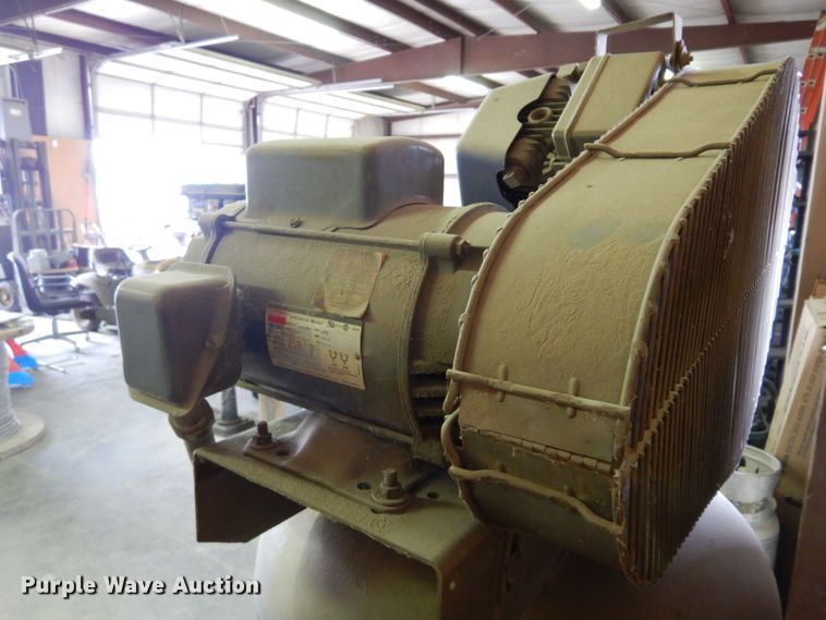 image for item JT9529 Dayton  air compressor