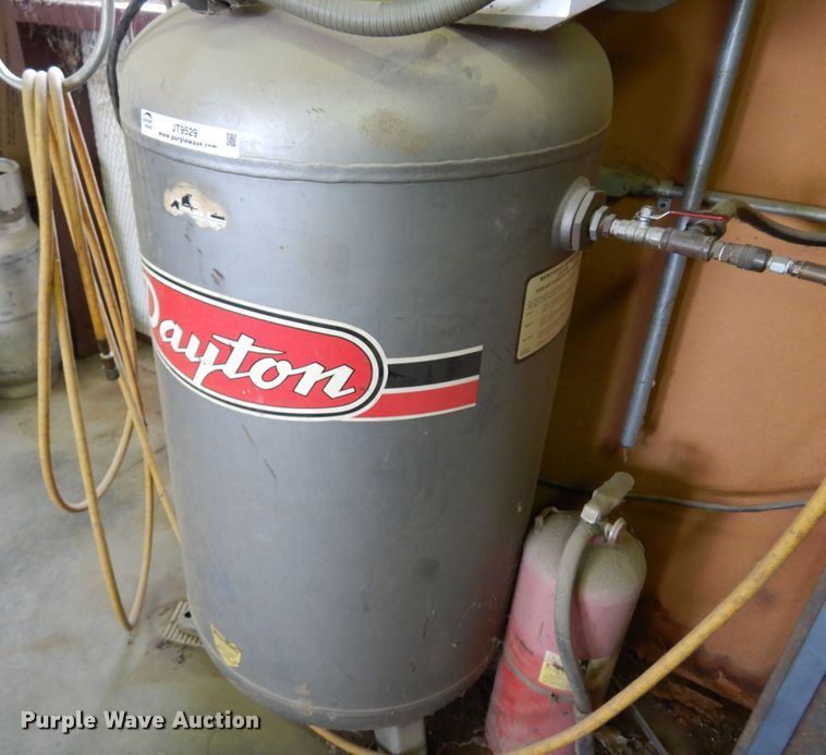 image for item JT9529 Dayton  air compressor