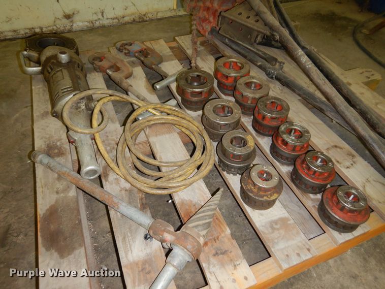 image for item JT9536 Rigid pipe threader