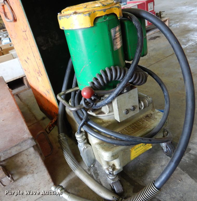 image for item JT9541 Greenlee 777 pipe bender