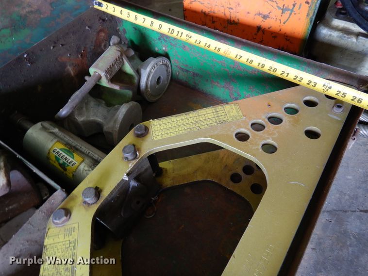 image for item JT9541 Greenlee 777 pipe bender