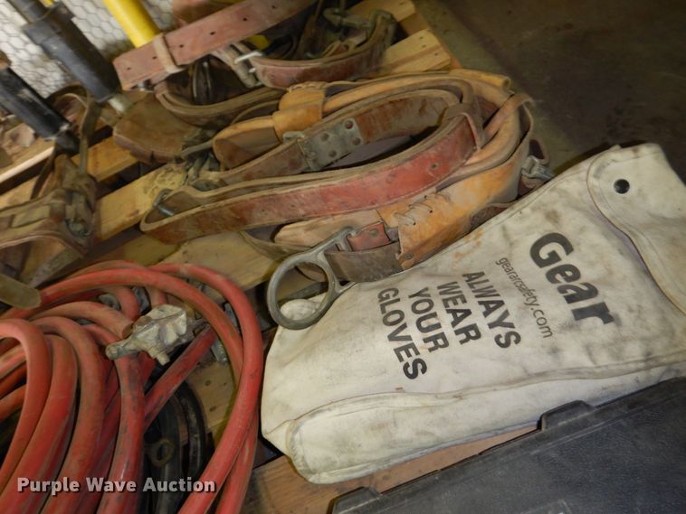 image for item JT9549 Electrical supplies