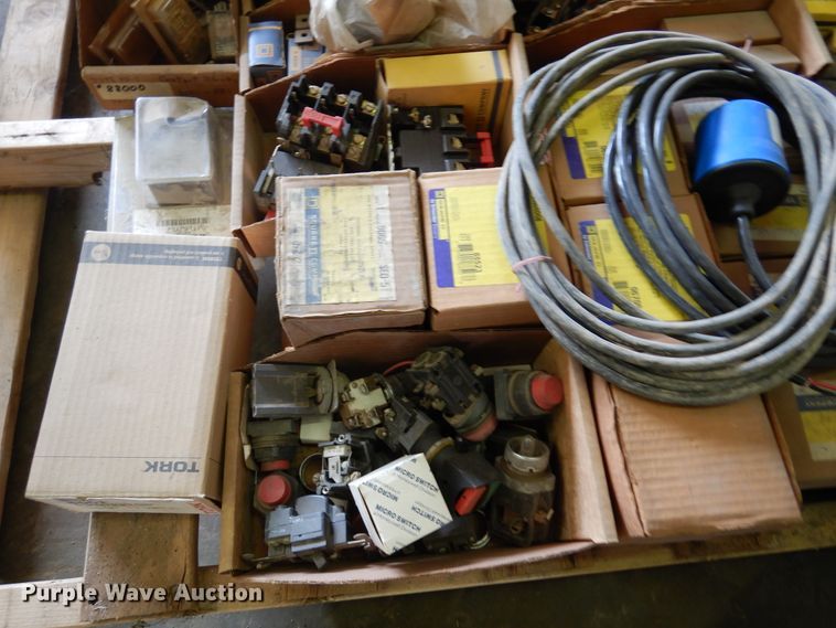 image for item JT9551 Eelectrical supplies