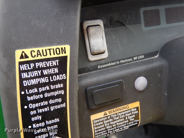 image for item KI9476 2010 John Deere 850D  utility vehicle