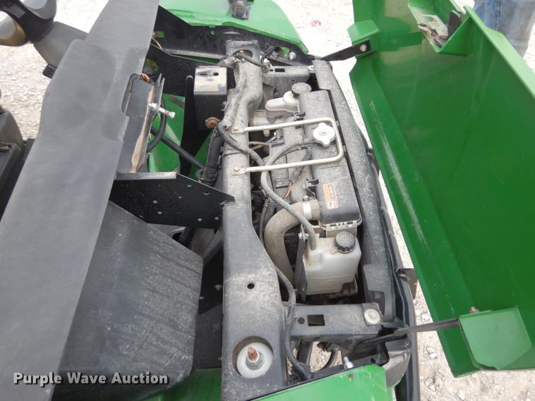 image for item KI9476 2010 John Deere 850D  utility vehicle