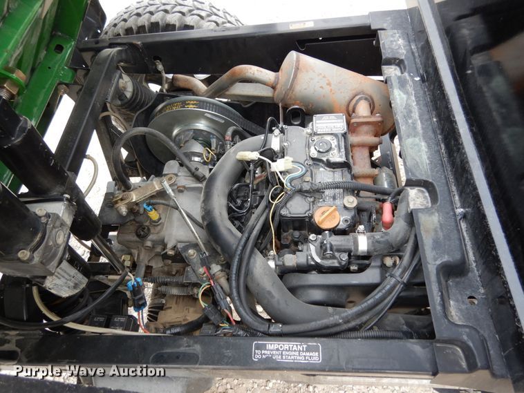 image for item KI9476 2010 John Deere 850D  utility vehicle