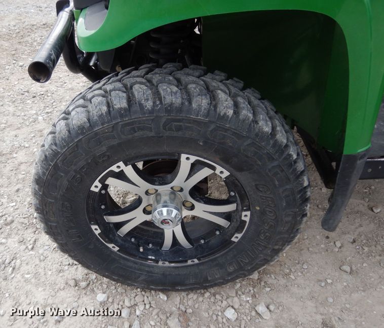 image for item KI9476 2010 John Deere 850D  utility vehicle