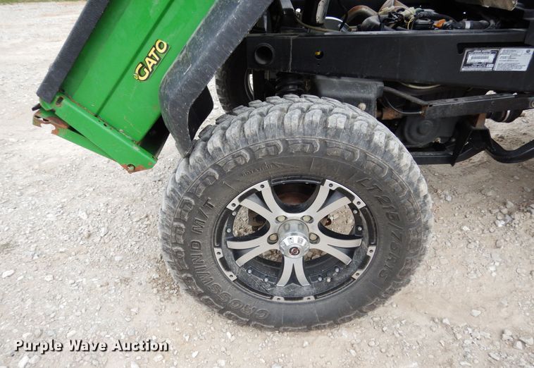 image for item KI9476 2010 John Deere 850D  utility vehicle