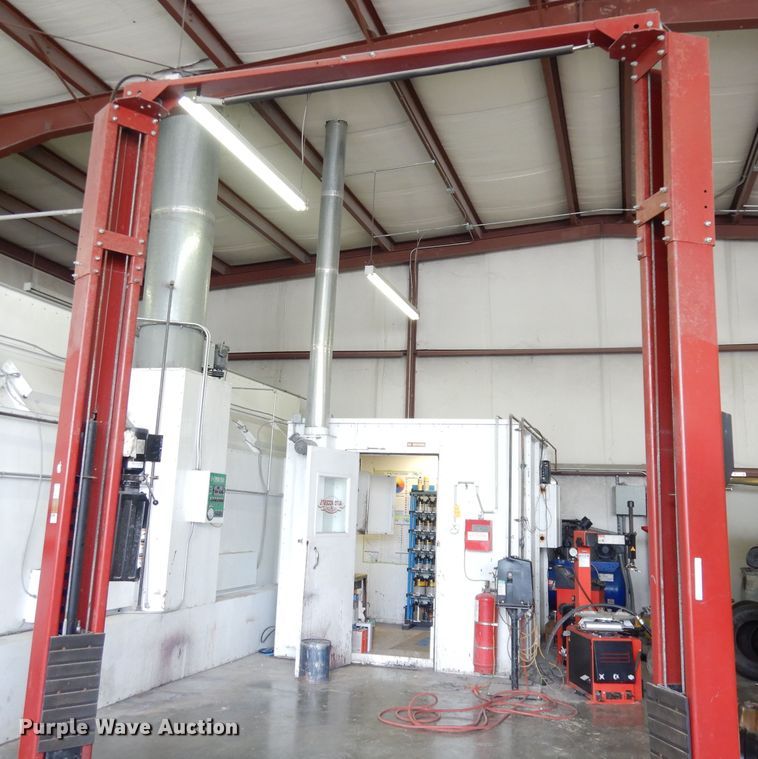 image for item KP9795 2008 Challenger VS10  Vehicle lift