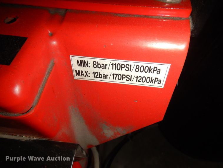 image for item KP9796 Snap-on EEWH306A  tire machine