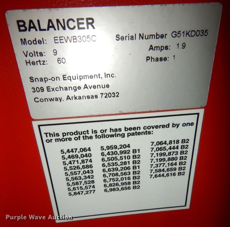image for item KP9797 Snap-on EEWB305C  wheel balancer