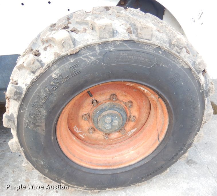 image for item KP9800 1998 Bobcat 863  skid steer loader