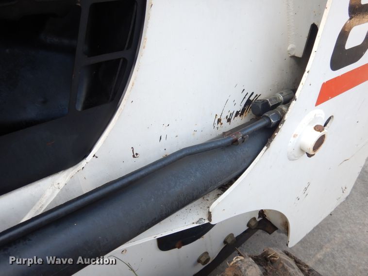 image for item KP9800 1998 Bobcat 863  skid steer loader