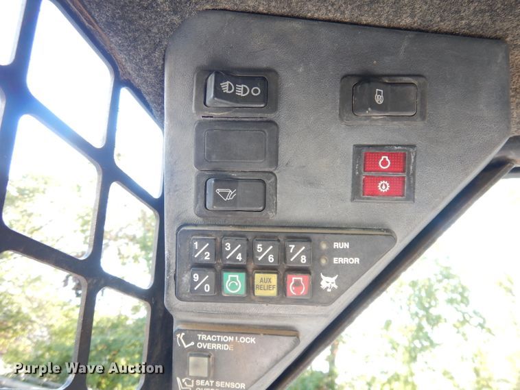 image for item KP9800 1998 Bobcat 863  skid steer loader