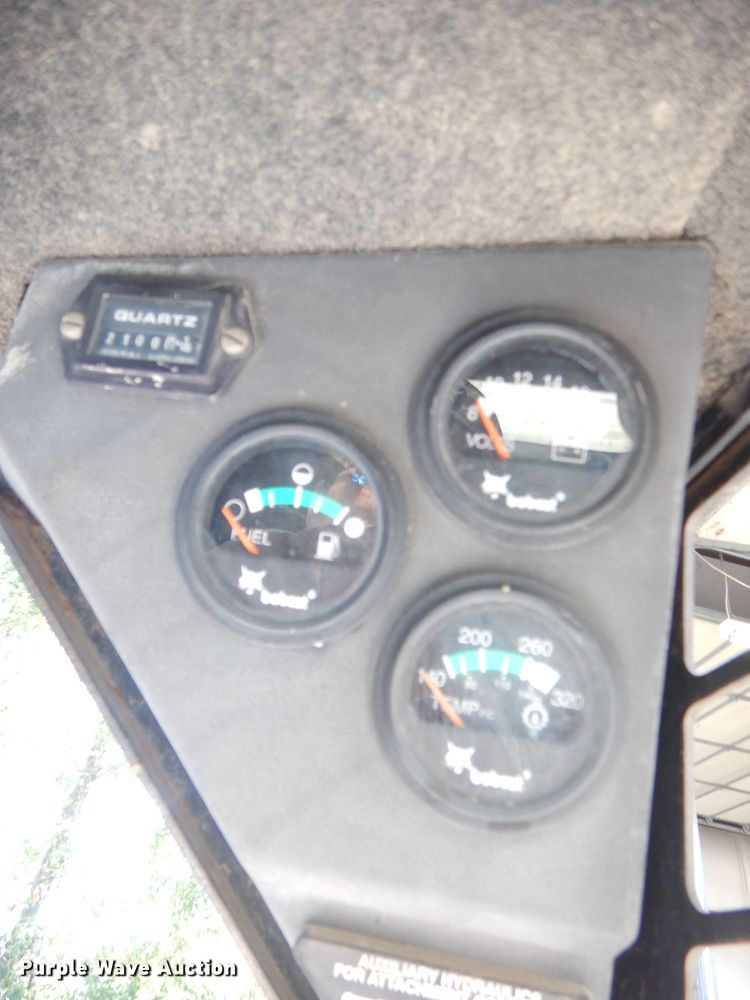 image for item KP9800 1998 Bobcat 863  skid steer loader