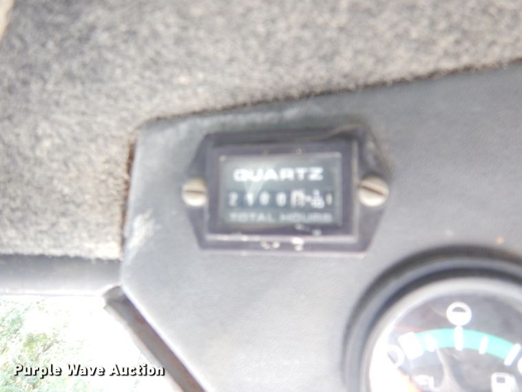 image for item KP9800 1998 Bobcat 863  skid steer loader