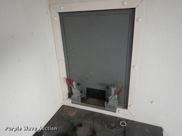 image for item KU9115 1999 Fiber  enclosed cargo trailer