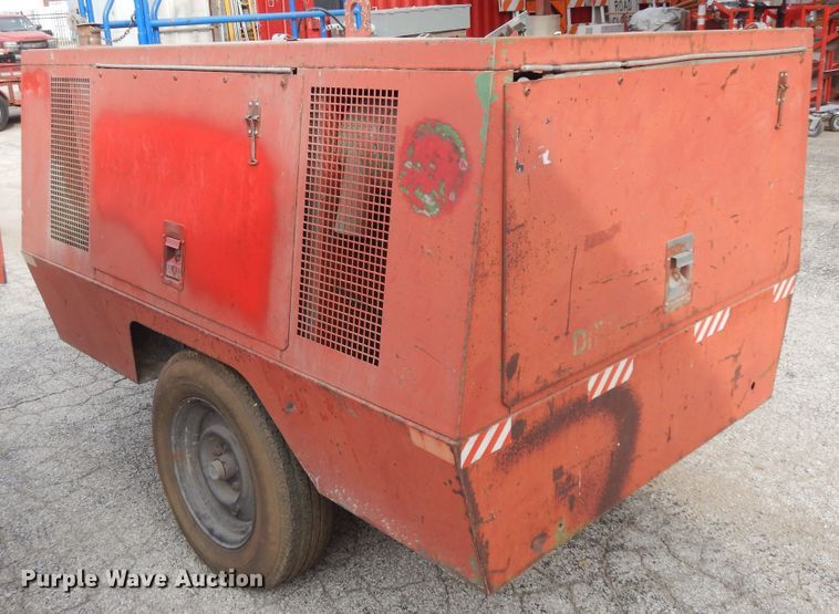 image for item KU9119 Sullair 185DPQ-JD  air compressor