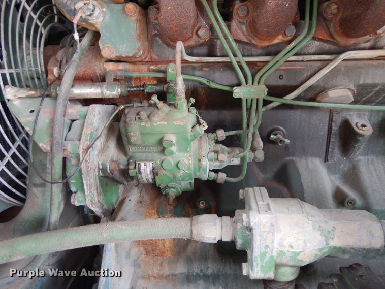 image for item KU9119 Sullair 185DPQ-JD  air compressor