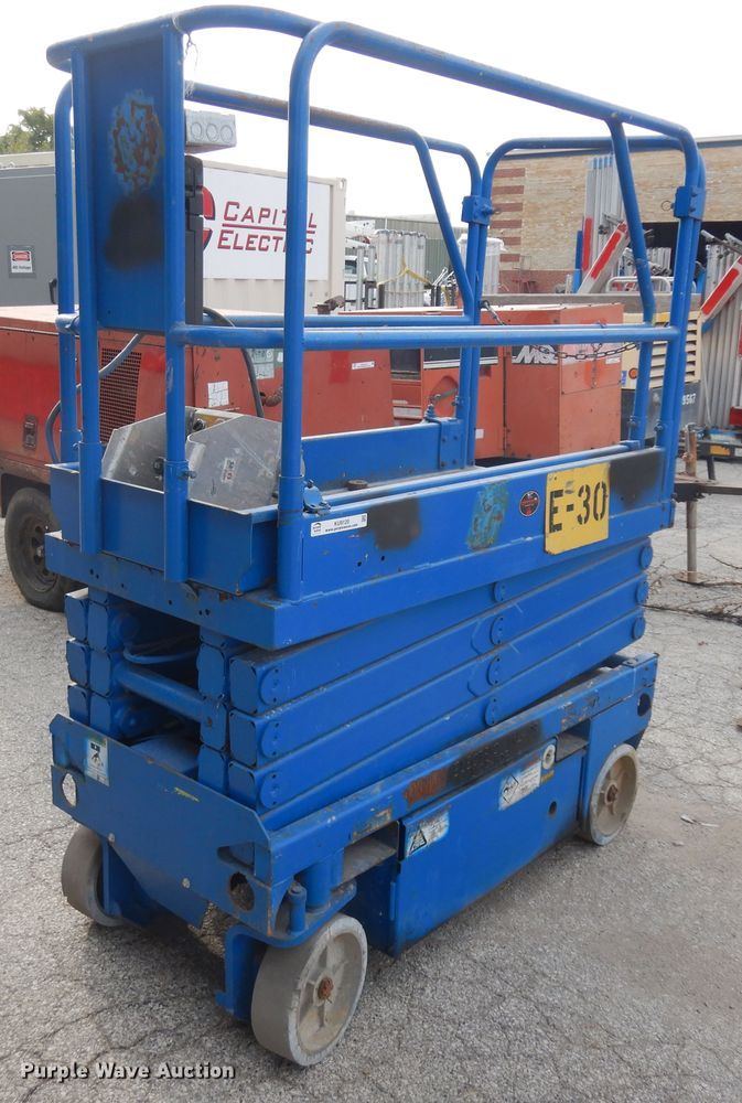 image for item KU9120 Up Right 65700-000  scissor lift