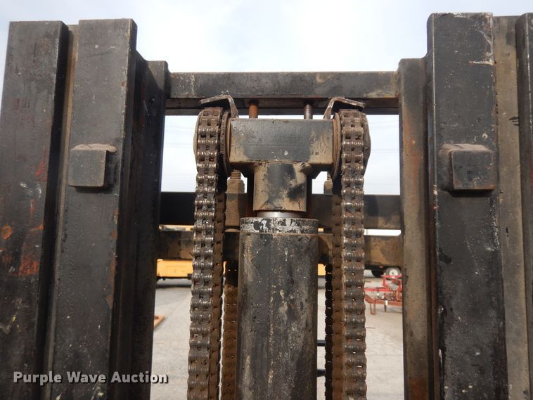 image for item KU9121 (3) forklifts