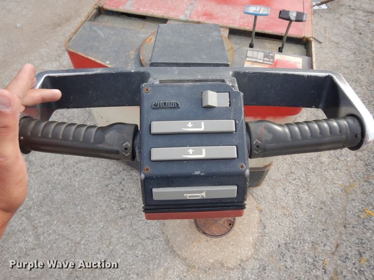 image for item KU9121 (3) forklifts