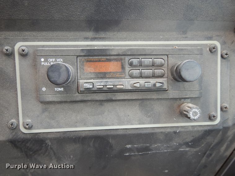 image for item KU9123 1995 Ford B800  bus