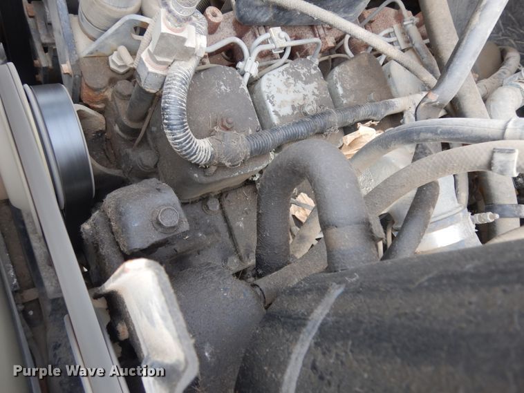 image for item KU9123 1995 Ford B800  bus