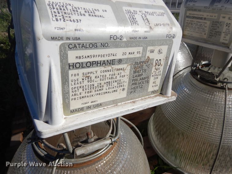 image for item KV9076 Approximately 21 light fixtures