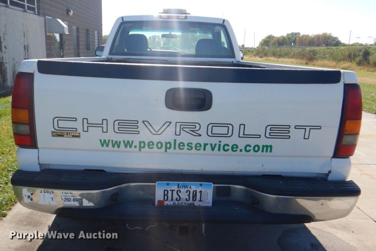 image for item KX9242 2002 Chevrolet Silverado 1500  pickup truck