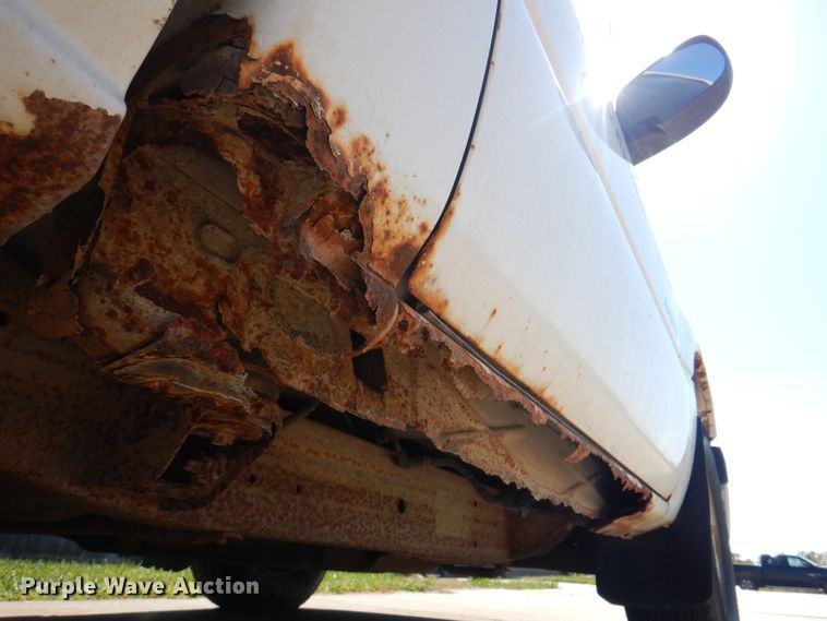 image for item KX9242 2002 Chevrolet Silverado 1500  pickup truck