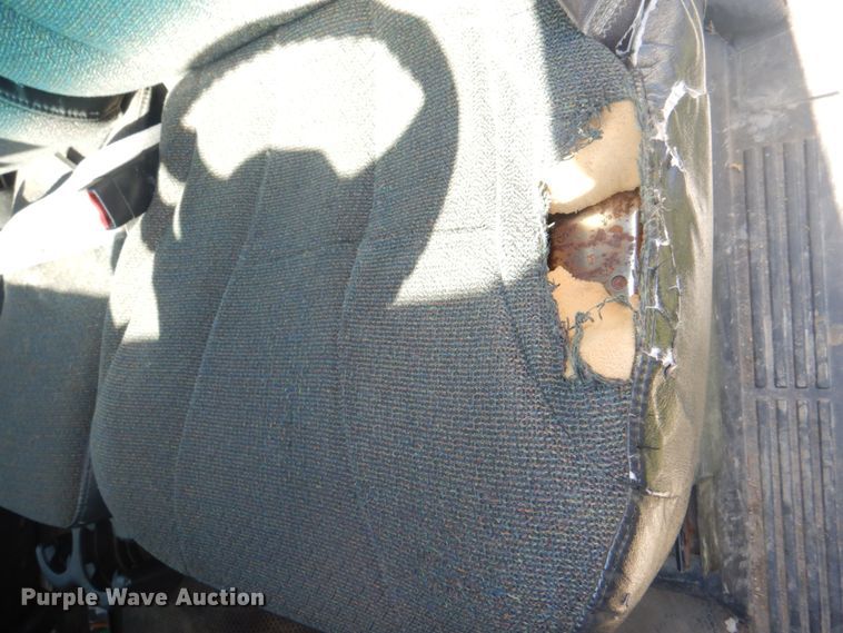 image for item KX9242 2002 Chevrolet Silverado 1500  pickup truck