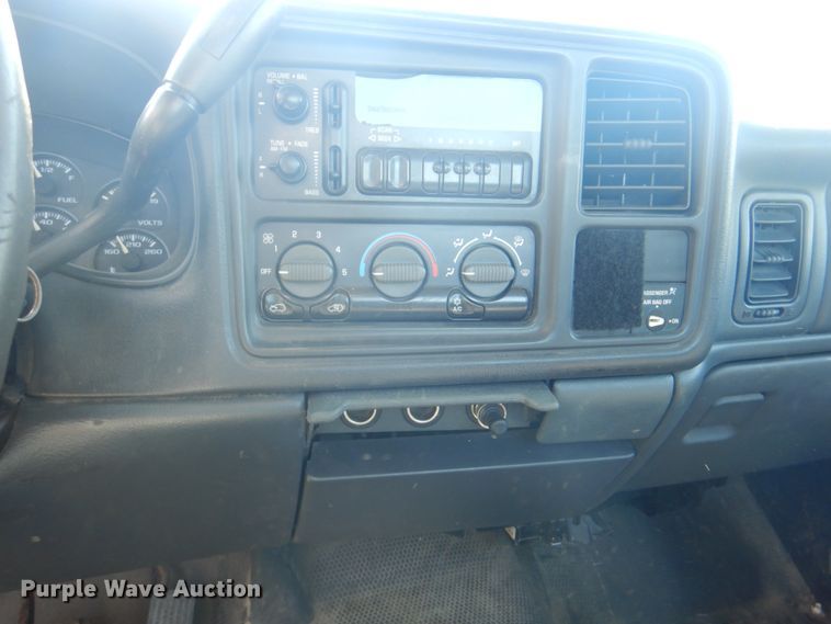 image for item KX9242 2002 Chevrolet Silverado 1500  pickup truck