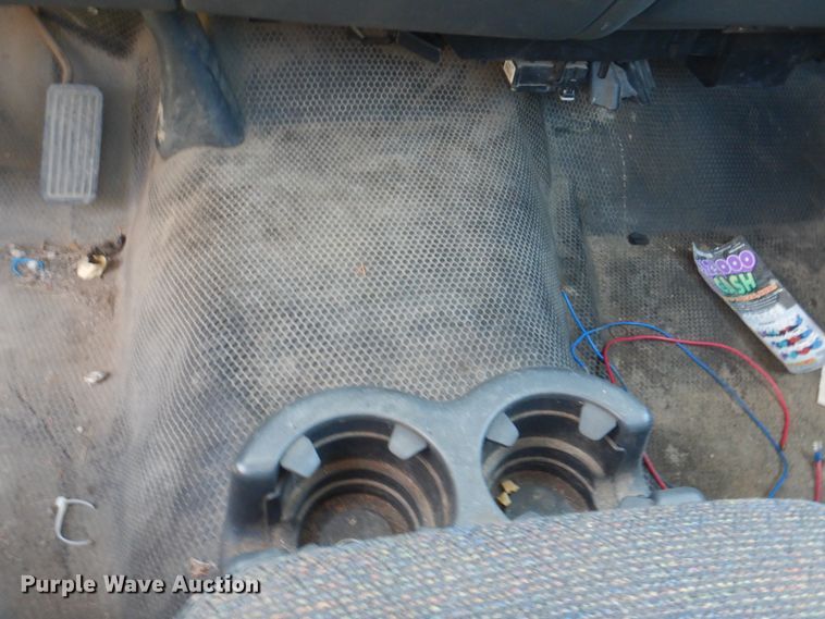 image for item KX9242 2002 Chevrolet Silverado 1500  pickup truck