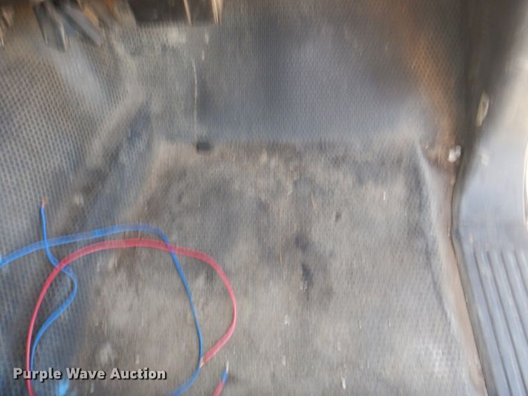 image for item KX9242 2002 Chevrolet Silverado 1500  pickup truck