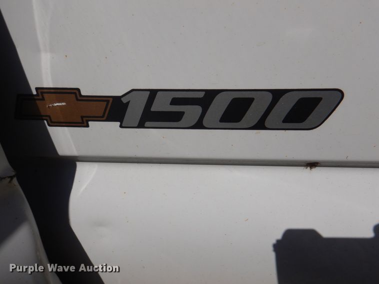 image for item KX9242 2002 Chevrolet Silverado 1500  pickup truck