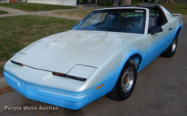 image for item KX9265 1985 Pontiac Firebird