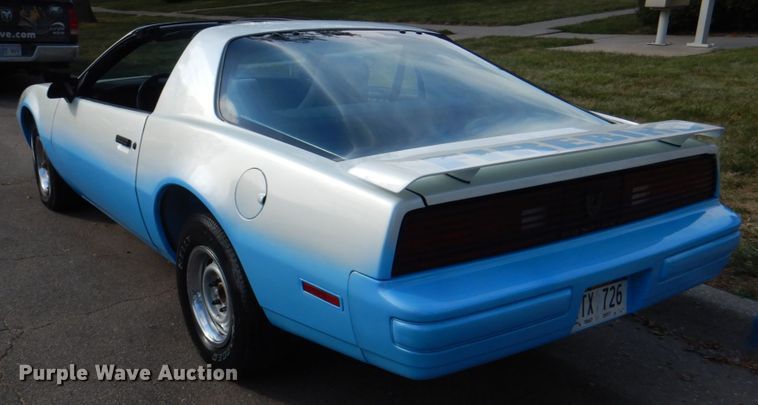 image for item KX9265 1985 Pontiac Firebird