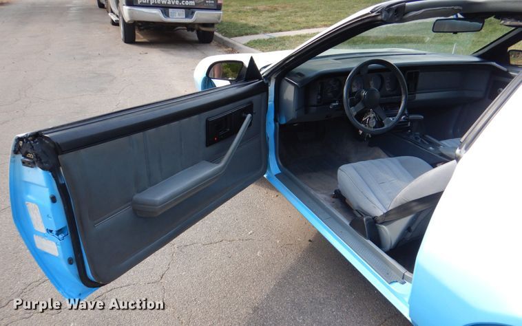 image for item KX9265 1985 Pontiac Firebird