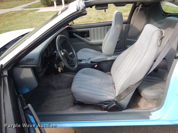 image for item KX9265 1985 Pontiac Firebird