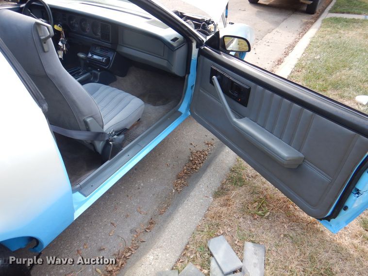 image for item KX9265 1985 Pontiac Firebird