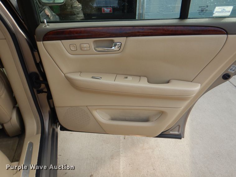 image for item KX9266 2006 Cadillac DTS