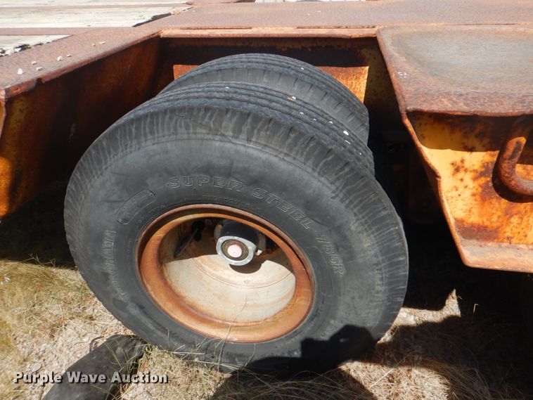 image for item DG1725 1981 Belshe T-10CN  equipment trailer