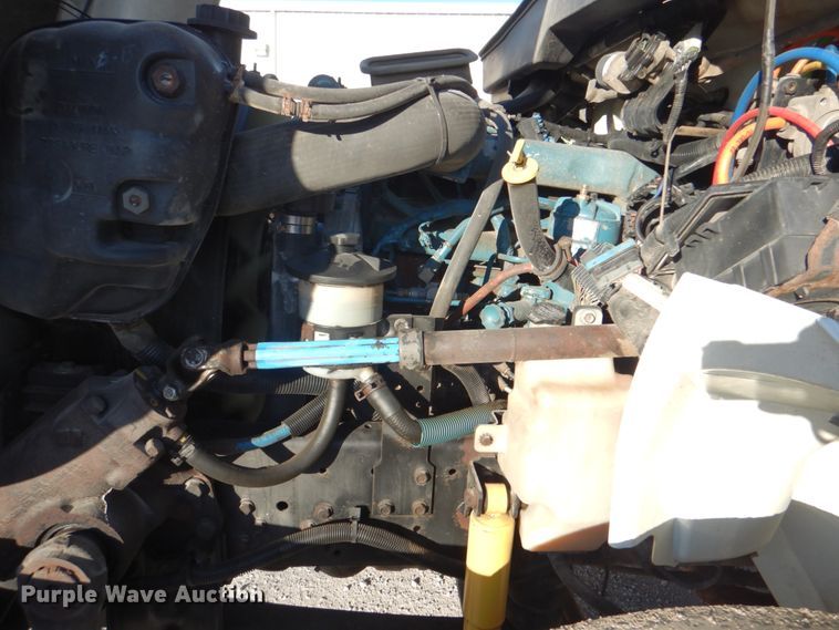 image for item DG1847 2007 International 4300  digger derrick truck