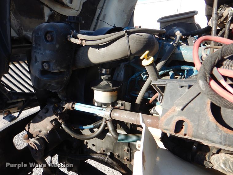 image for item DG1847 2007 International 4300  digger derrick truck